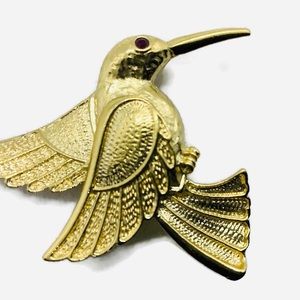 Hummingbird Gold Toned Brooch Pin